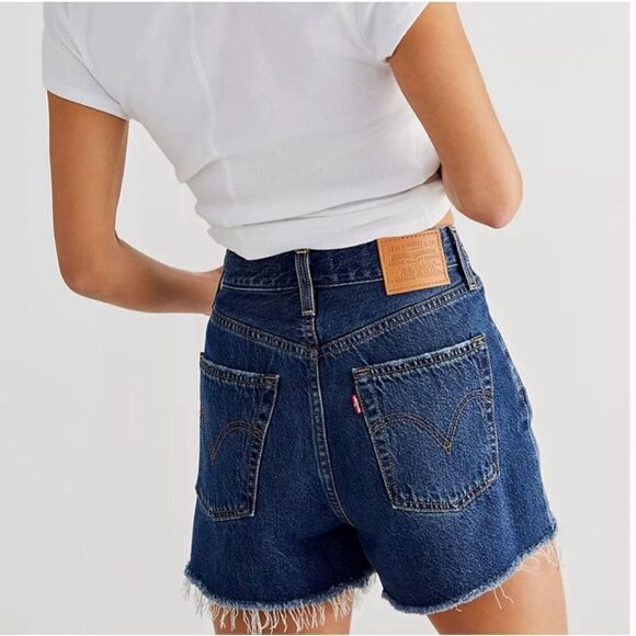 Levi's Ribcage Shorts 26 - Picture 2 of 6